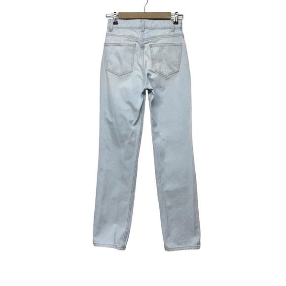 Zara Women’s Lightwash Straight Leg Button Fly Jeans Size 2 Minimalist Neutral - Picture 2 of 8